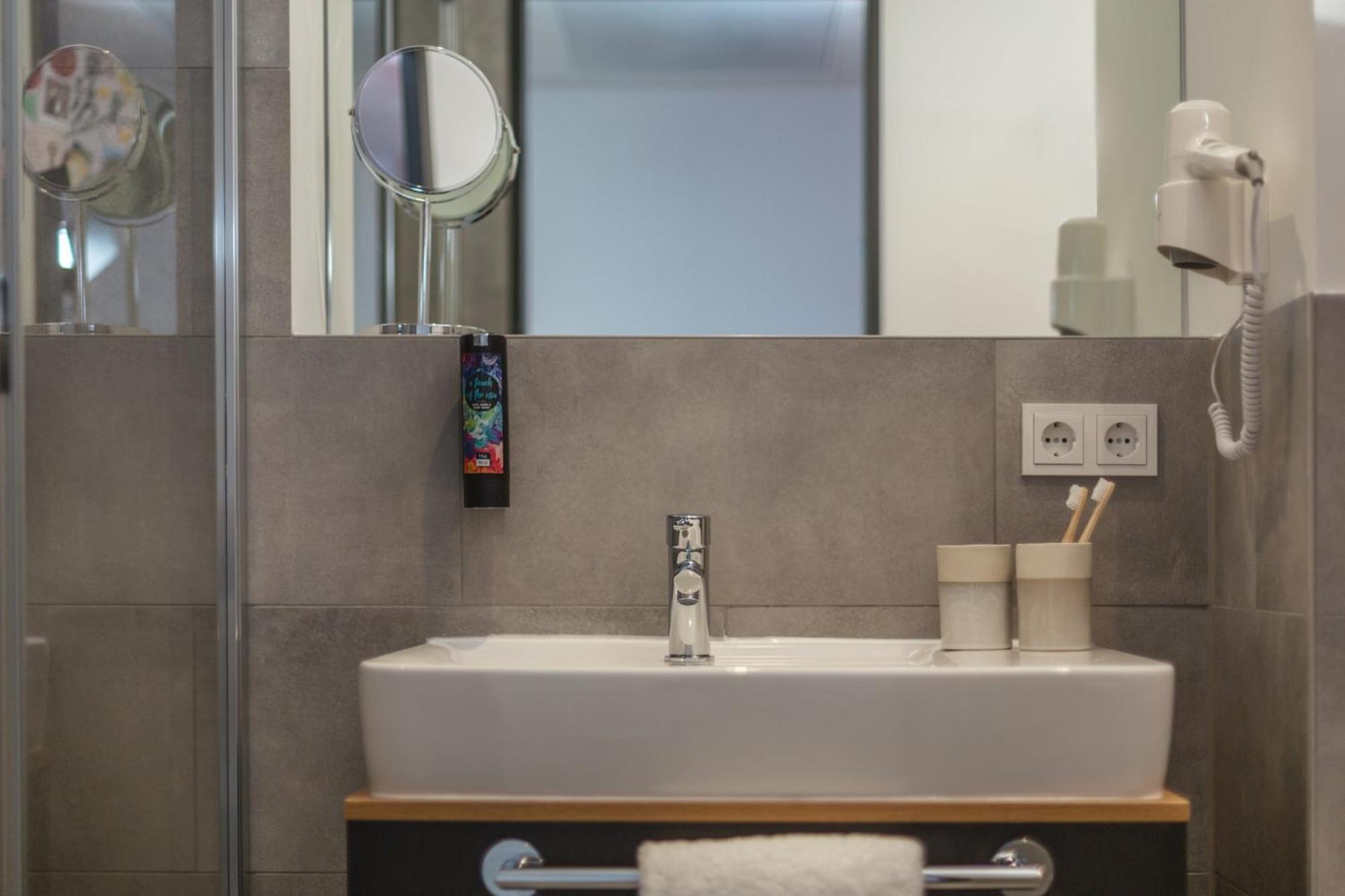 Holiday Inn - The Niu, Sparrow Regensburg By Ihg Exterior foto